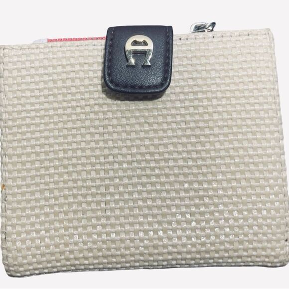 Etienne Aigner Cream and Black Woven Wallet - Picture 1 of 3